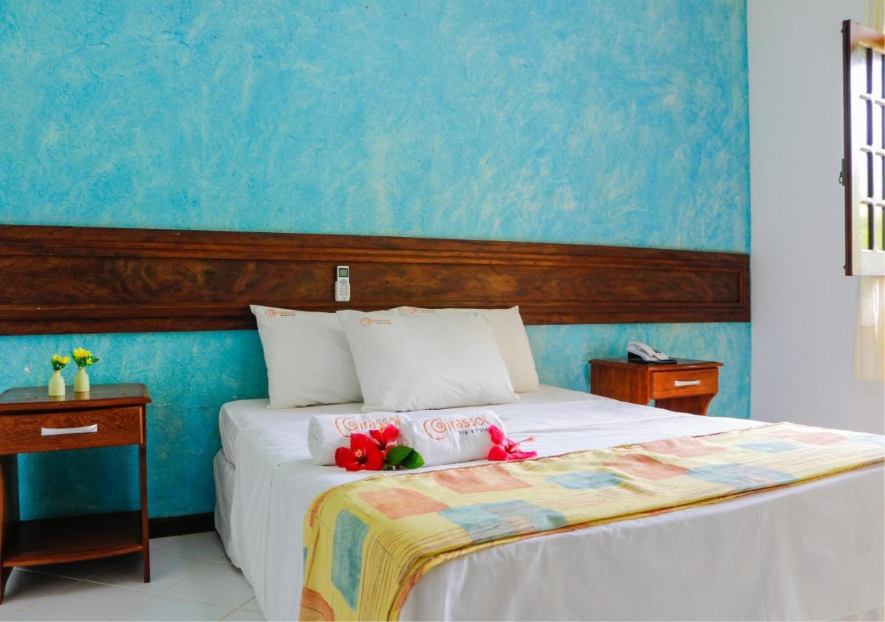 Girassol Praia Hotel グアイビム エクステリア 写真